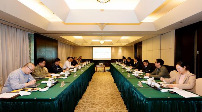 集团党委书记、董事长任丁会见重庆尊龙凯时集团董事长乔昌志一行