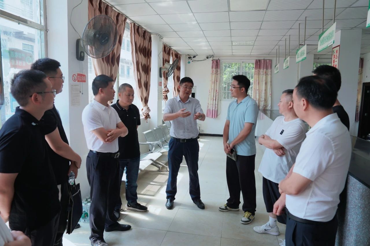 许东明赴南充市嘉陵区、巴中市通江县调研督导定点帮扶和托底性帮扶工作